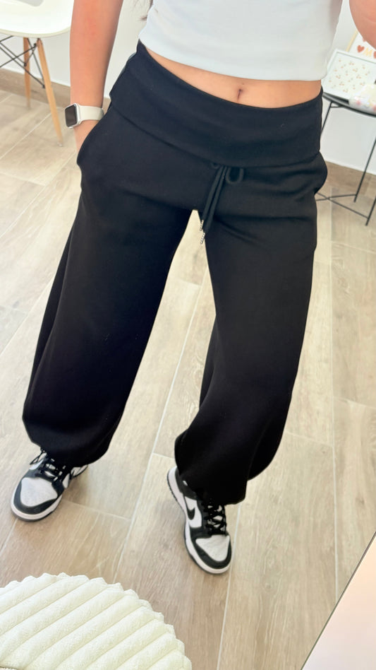 Pantalón viral negro
