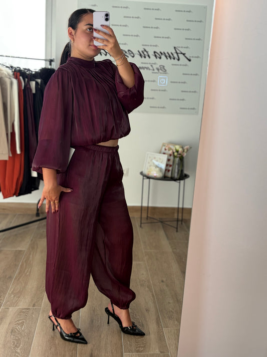 Look elegante Burdeos
