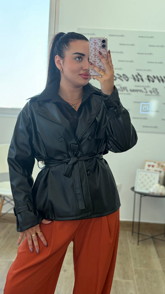 Chaqueta piel negra